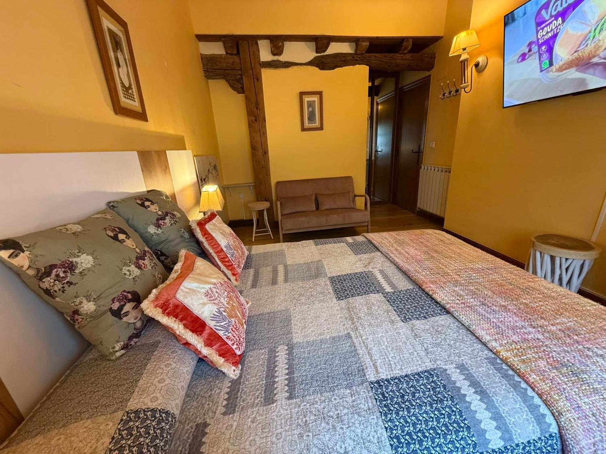 Casa Peluaga Pensionat Oiartzun Exteriör bild